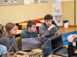 Zajęcia z edukacji obronnej i symulatorów zawodowych w Małaszewiczach